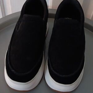 Ugg black suede sneakers New without tags size 9